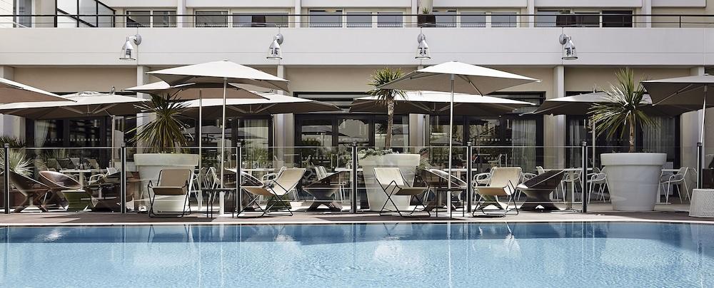 Novotel Avignon Centre Exteriör bild